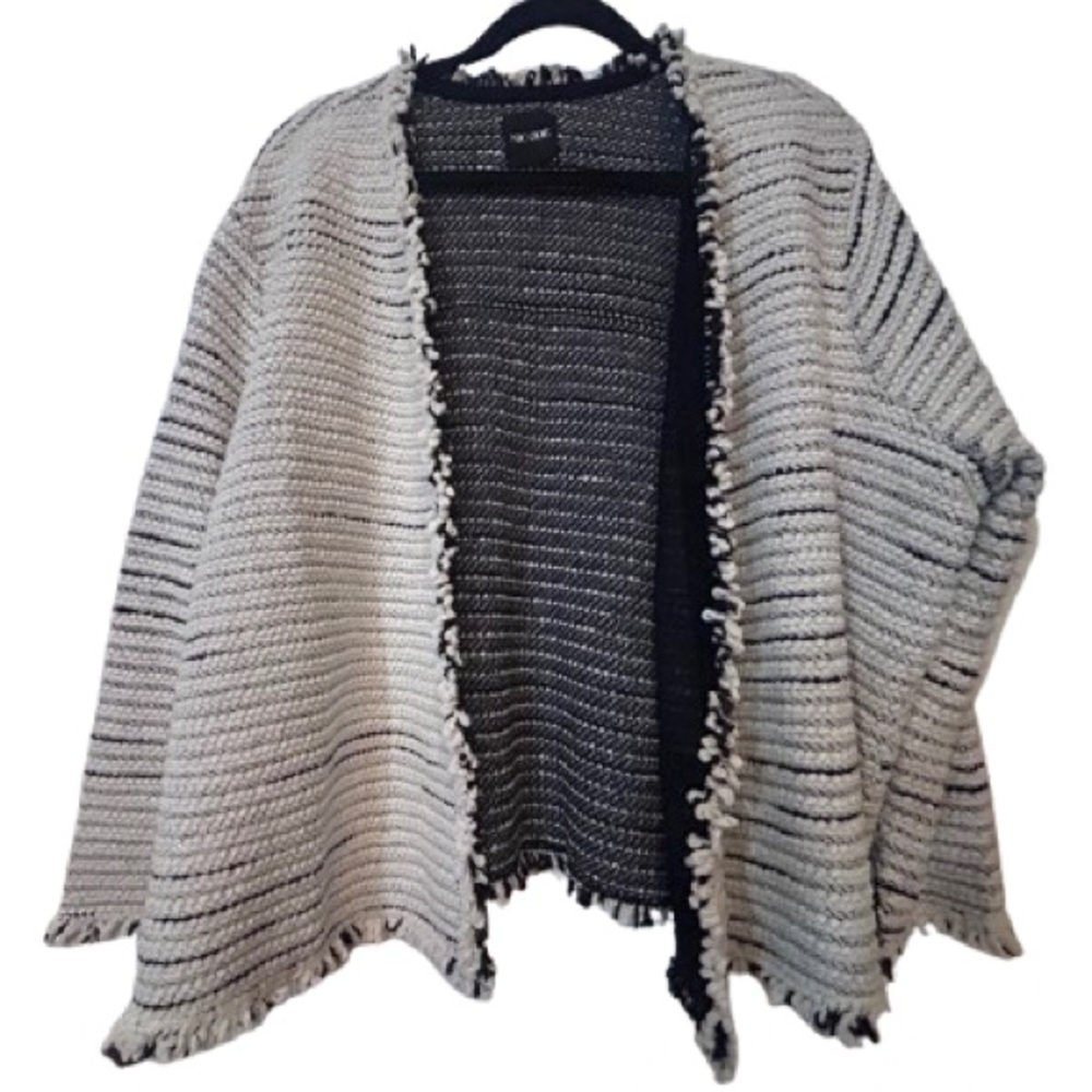 NIC+ZOE Black, Cream, and Metallic Silver Cardigan